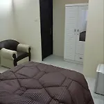 Mbz - New Fabulous Room In Unique Flat